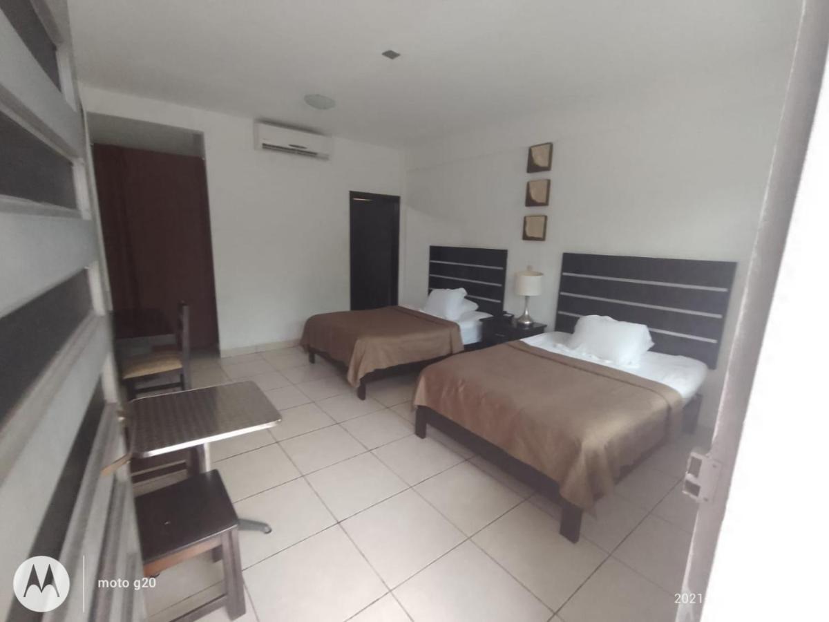 Hotel & Suites Mo Sak Tapachula Kültér fotó