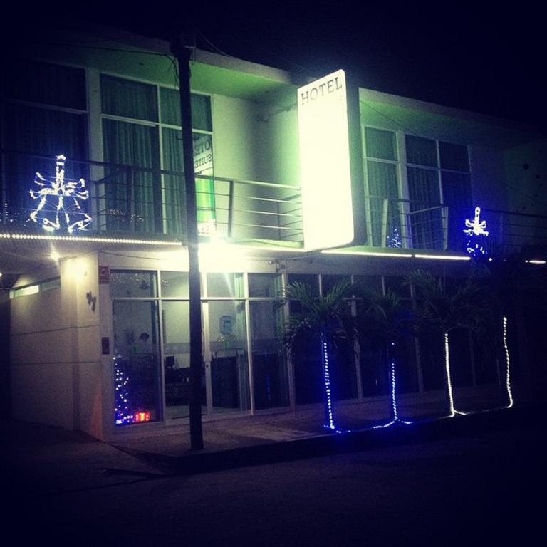Hotel & Suites Mo Sak Tapachula Kültér fotó